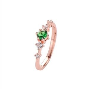 Green Emerald Ring